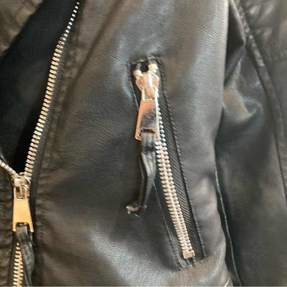 PHILOMENA PETTI Sz L Vegan Leather Quilted Details  Zipper Closure Moto Jacket - Picture 4 of 12